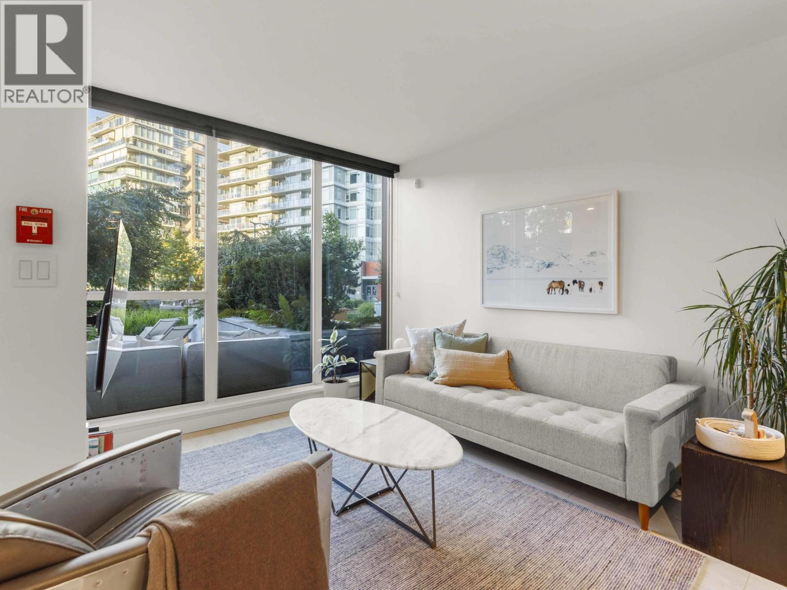 1755 Columbia Street, Vancouver, British Columbia  V5Y 0N3 - Photo 8 - R3053179