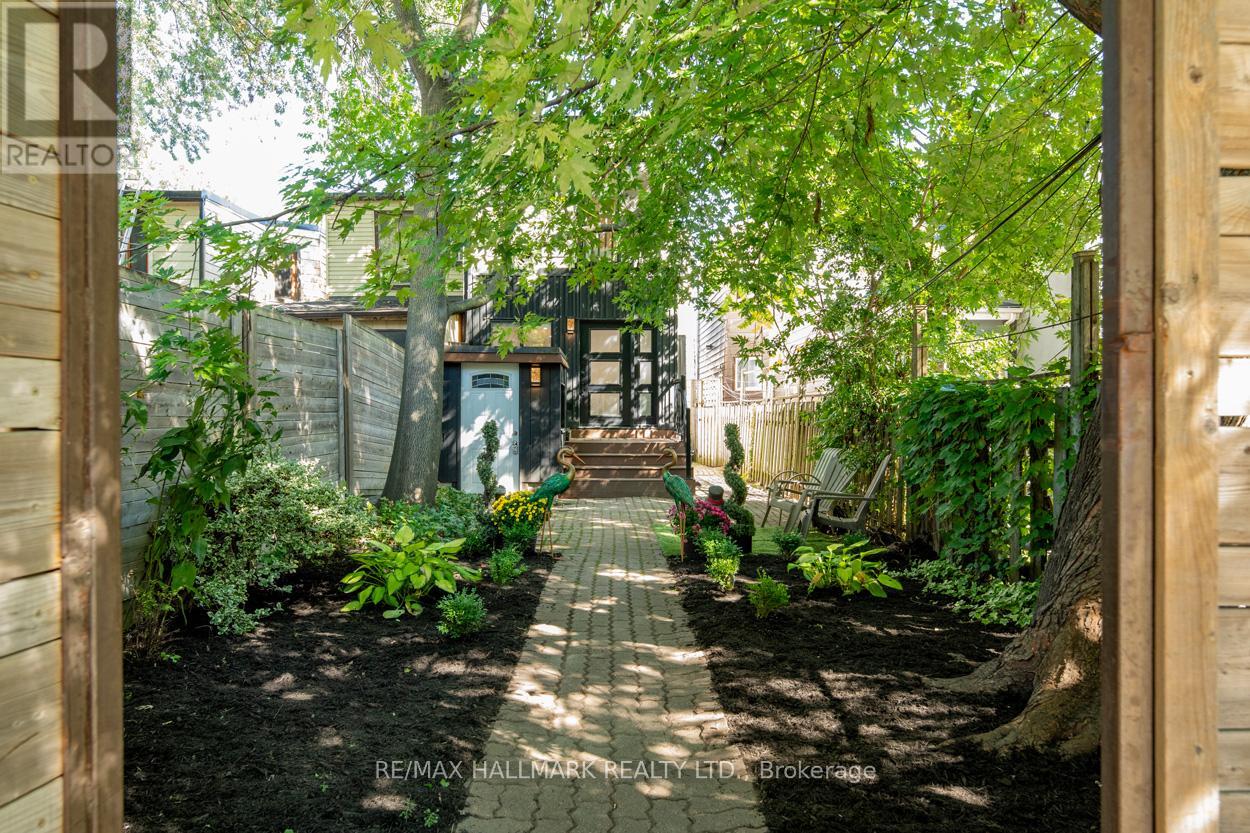 70 Carlaw Avenue, Toronto, Ontario  M4M 2R7 - Photo 42 - E12436387