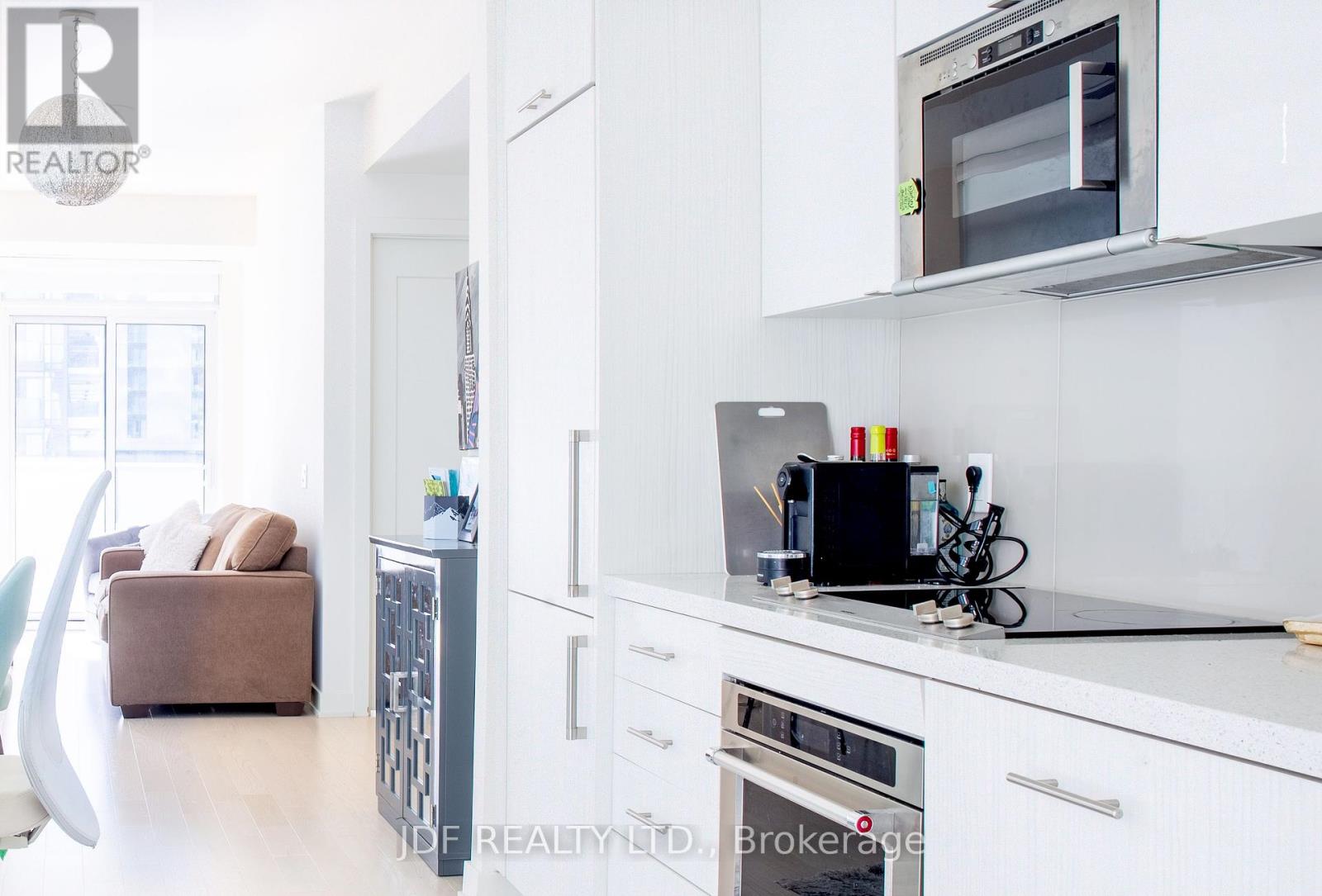 1615 - 330 Richmond Street, Toronto, Ontario  M5V 1X2 - Photo 16 - C12438646