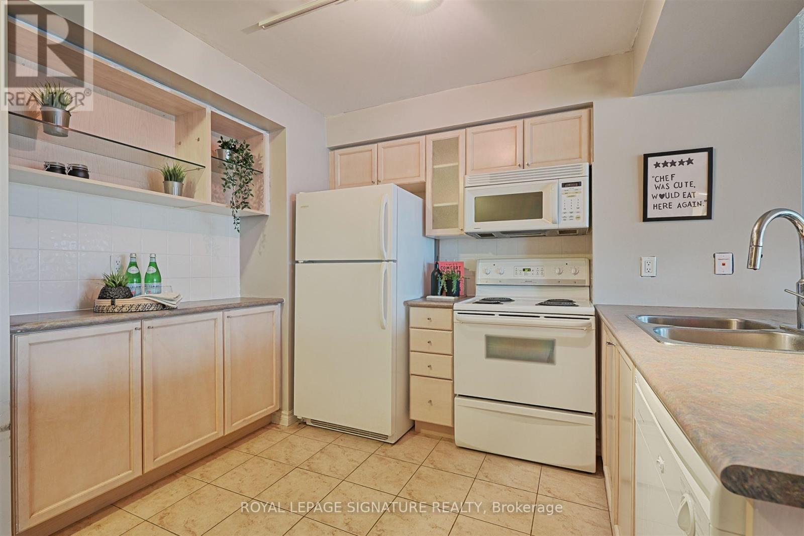 505 - 410 Queens Quay W, Toronto, Ontario  M5V 3T1 - Photo 11 - C12438658