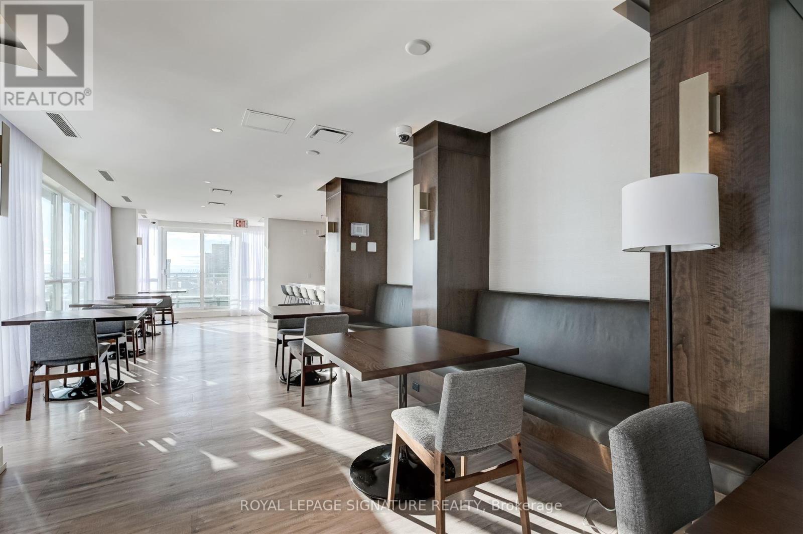 505 - 410 Queens Quay W, Toronto, Ontario  M5V 3T1 - Photo 18 - C12438658