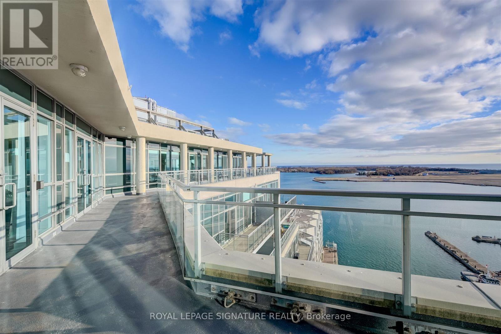 505 - 410 Queens Quay W, Toronto, Ontario  M5V 3T1 - Photo 20 - C12438658
