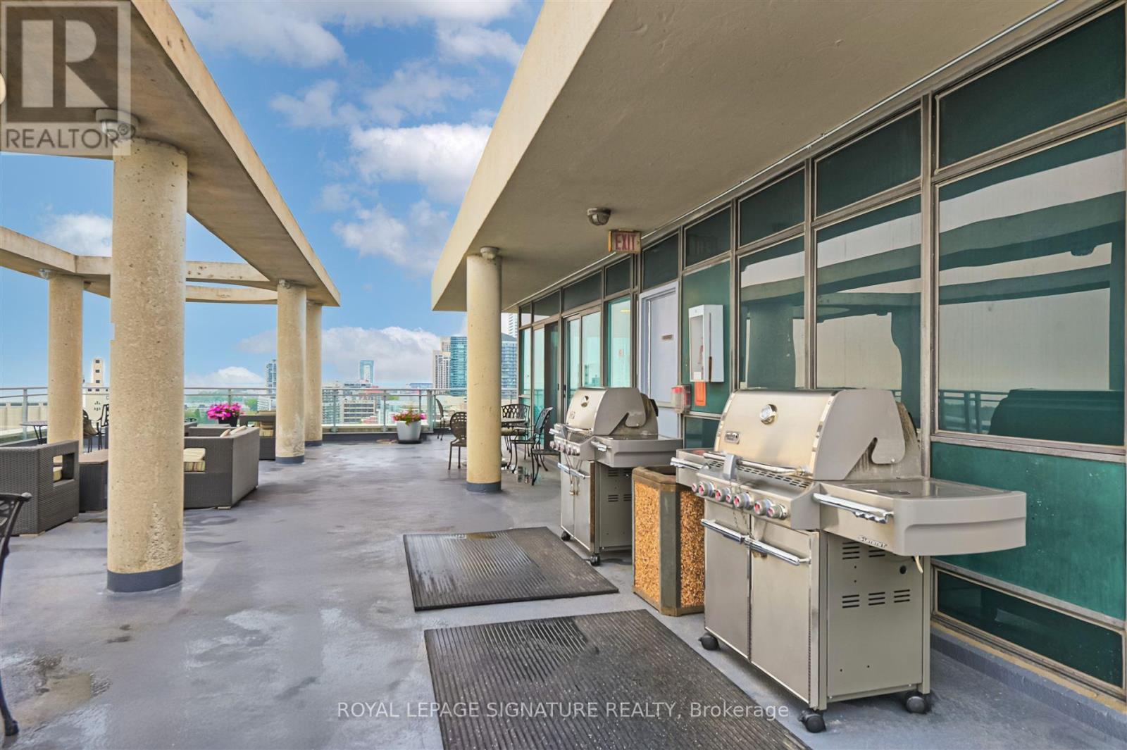 505 - 410 Queens Quay W, Toronto, Ontario  M5V 3T1 - Photo 21 - C12438658