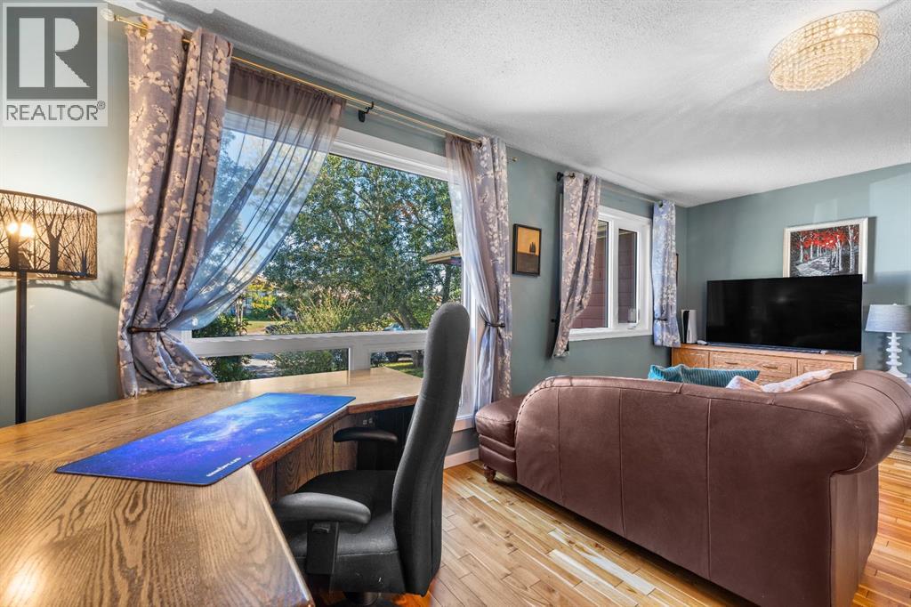 62 Fonda Crescent Se, Calgary, Alberta  T2A 5S6 - Photo 9 - A2259240