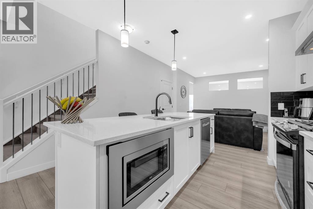 34 Sage Hill Lane Nw, Calgary, Alberta  T3R 2B3 - Photo 12 - A2260399