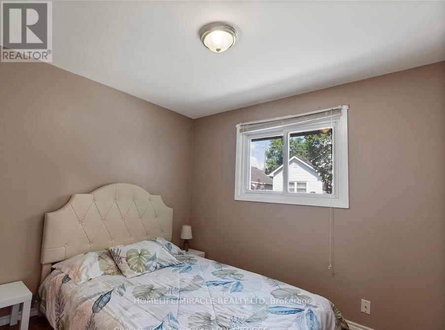 207-209 Inshes Avenue, Chatham-Kent, Ontario  N7M 2Z5 - Photo 38 - X12435380