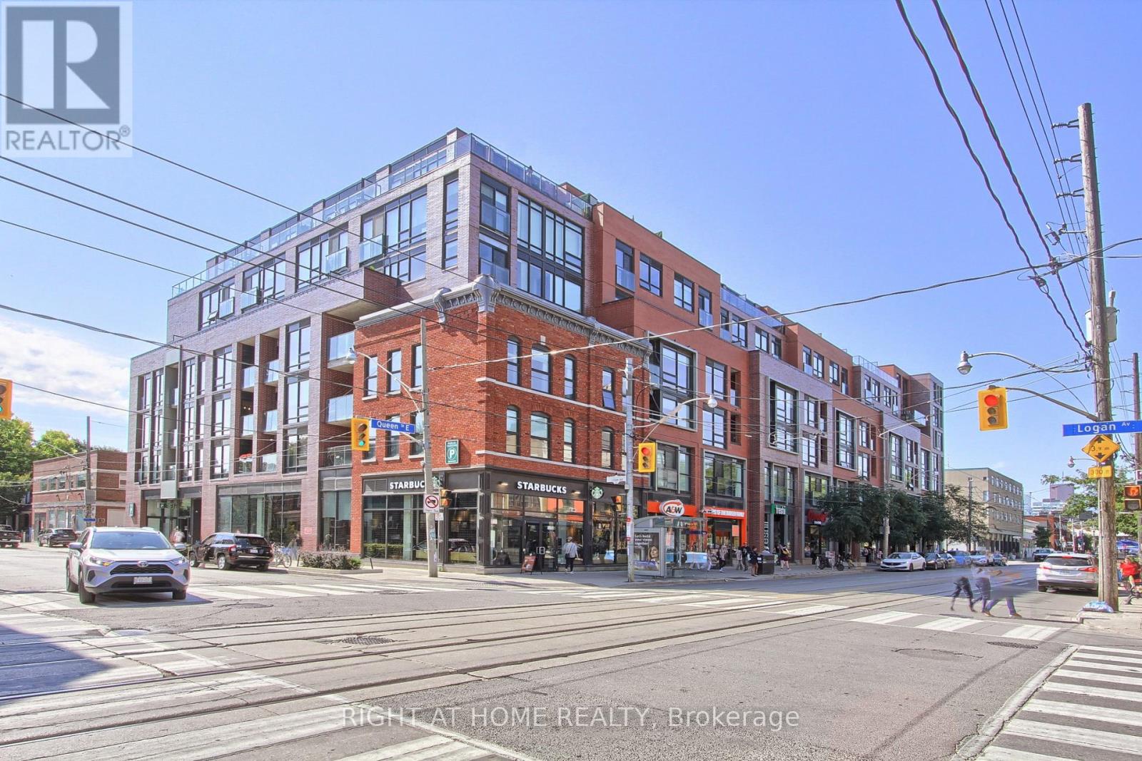 206 - 246 Logan Avenue, Toronto, Ontario  M4M 0E9 - Photo 2 - E12438648