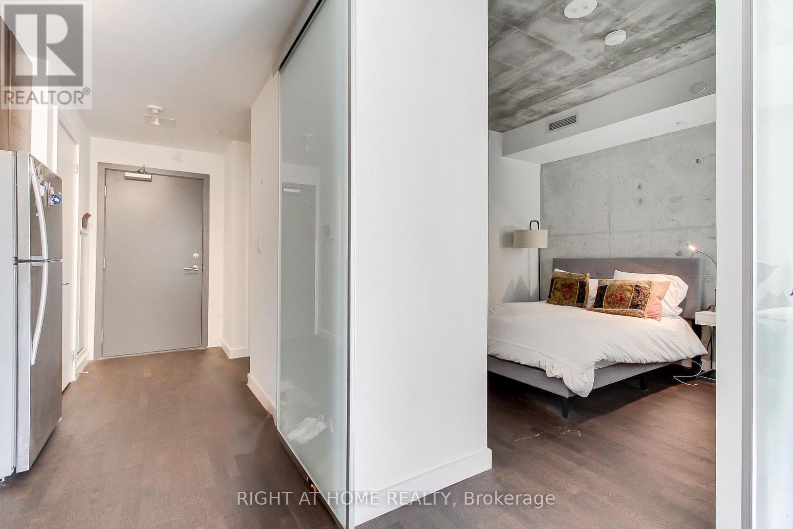 206 - 246 Logan Avenue, Toronto, Ontario  M4M 0E9 - Photo 20 - E12438648