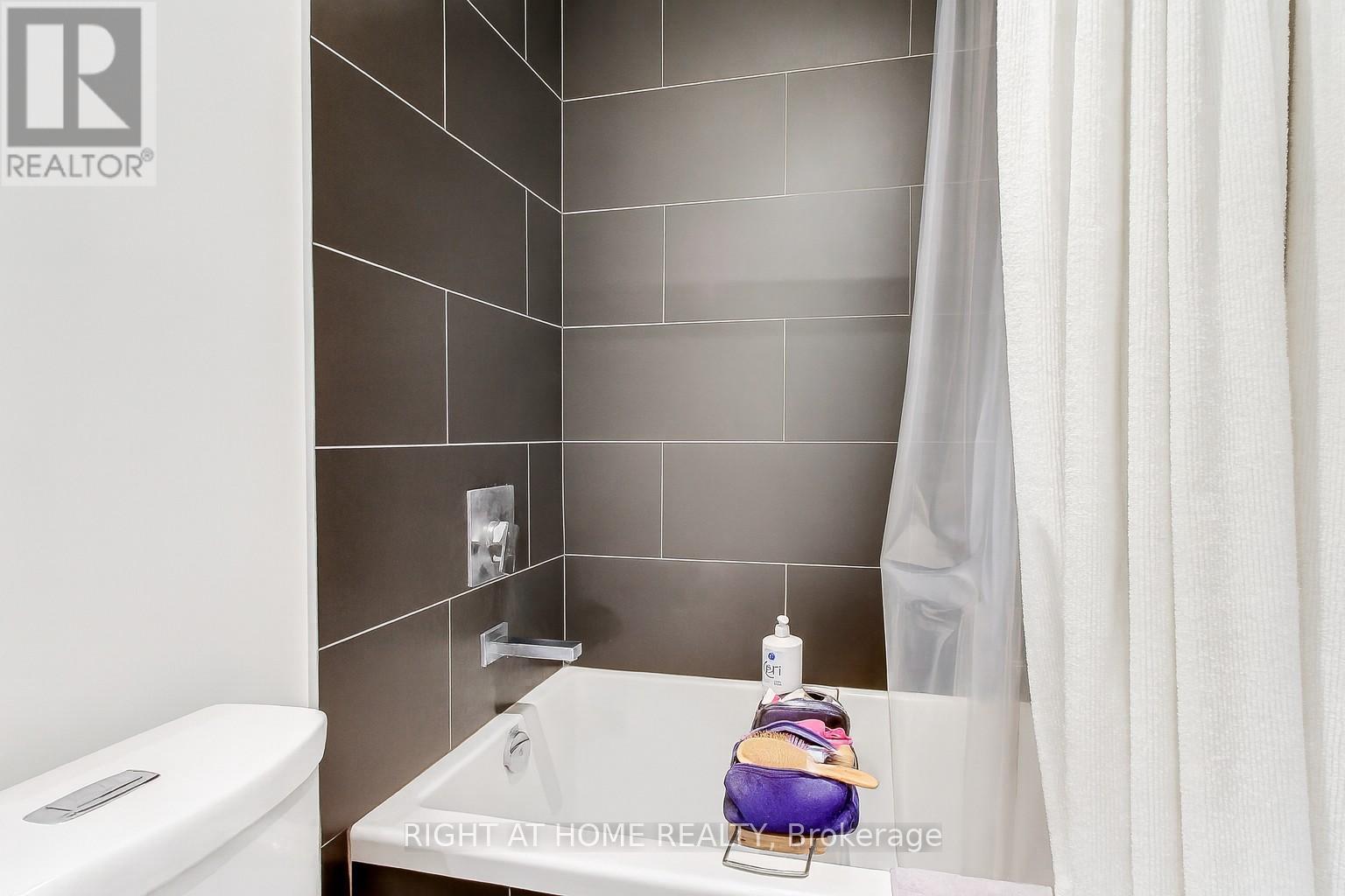 206 - 246 Logan Avenue, Toronto, Ontario  M4M 0E9 - Photo 26 - E12438648