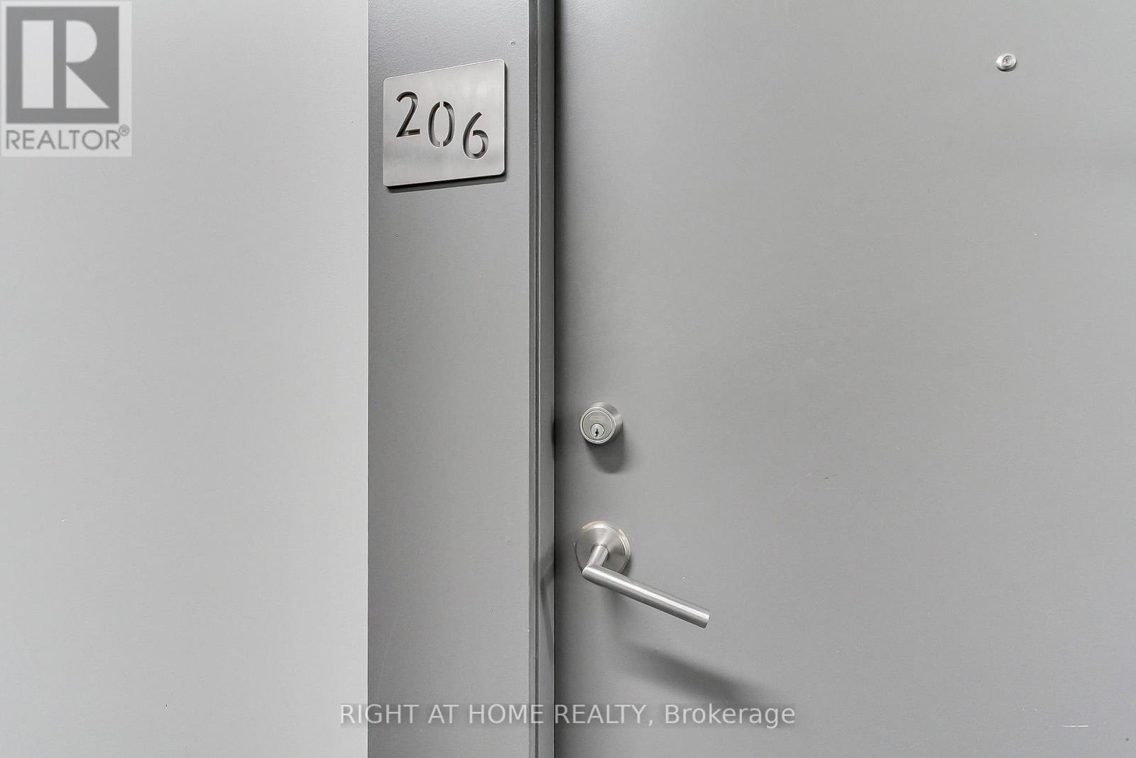 206 - 246 Logan Avenue, Toronto, Ontario  M4M 0E9 - Photo 6 - E12438648