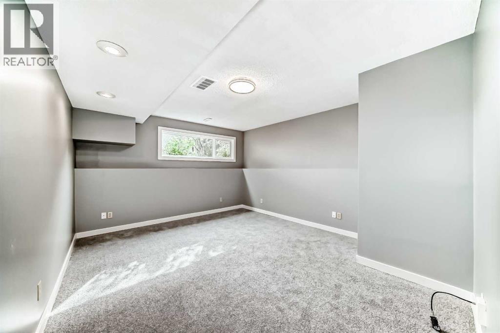 42 Pennsburg Way Se, Calgary, Alberta  T2A 2J5 - Photo 18 - A2259702