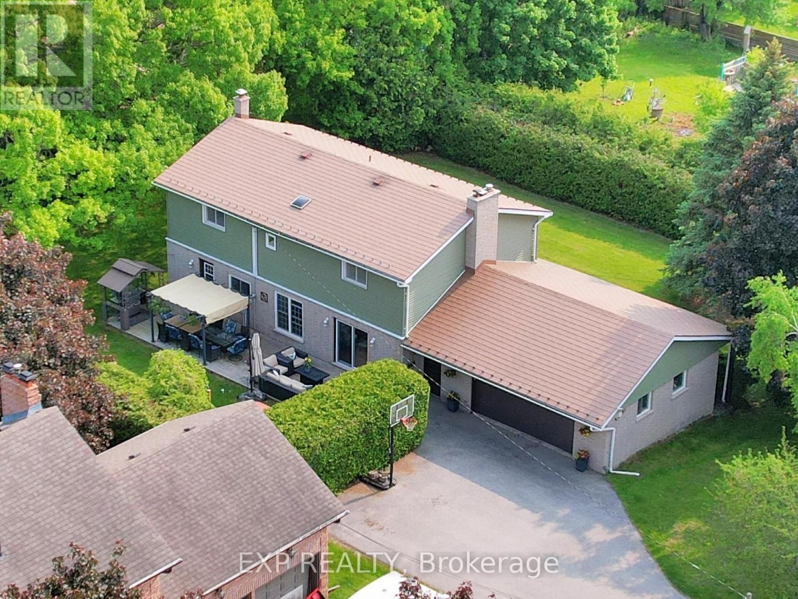 31 HENRY STREET, Georgina, Ontario