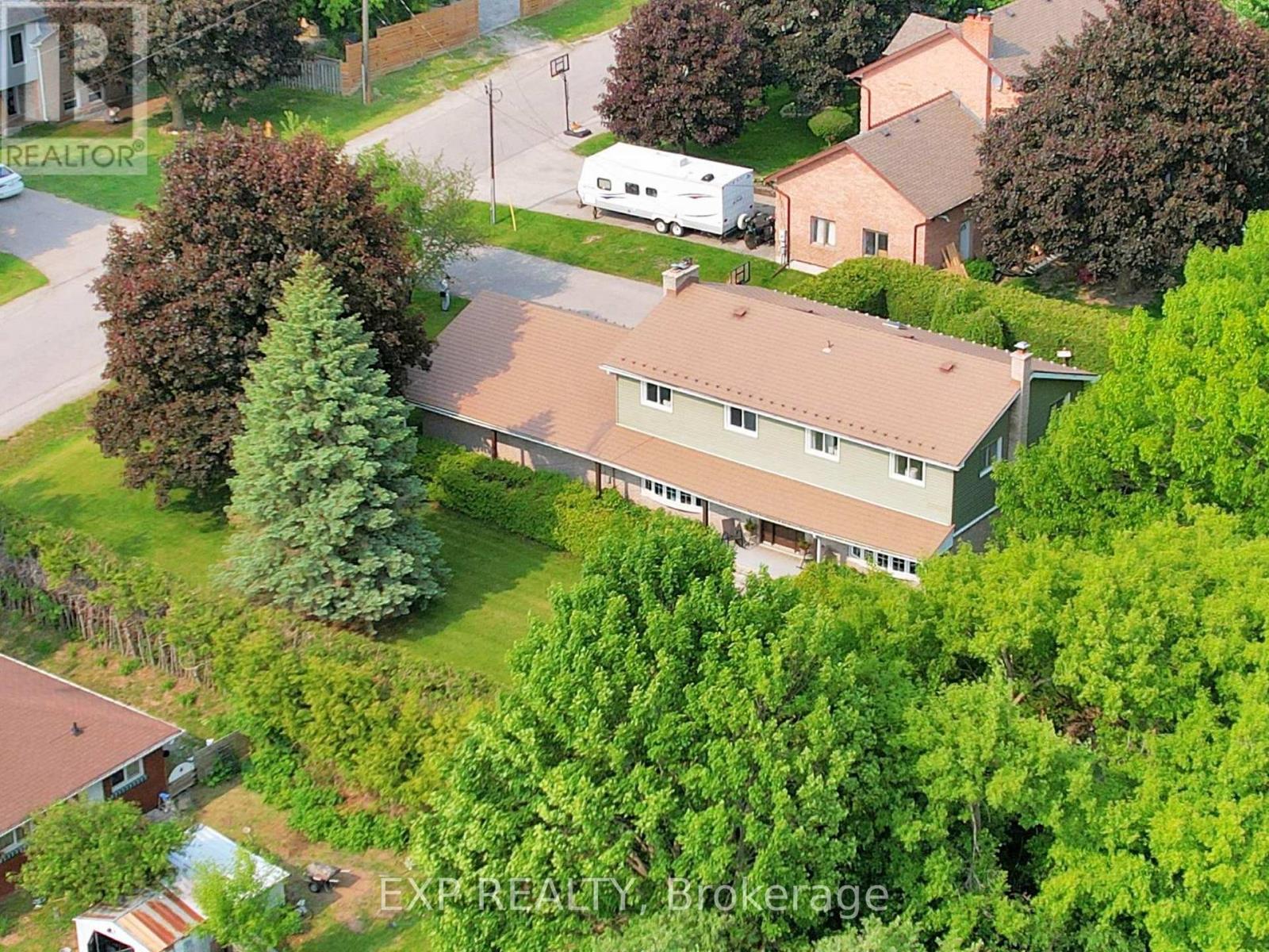31 Henry Street, Georgina, Ontario  L4P 2L5 - Photo 43 - N12438670