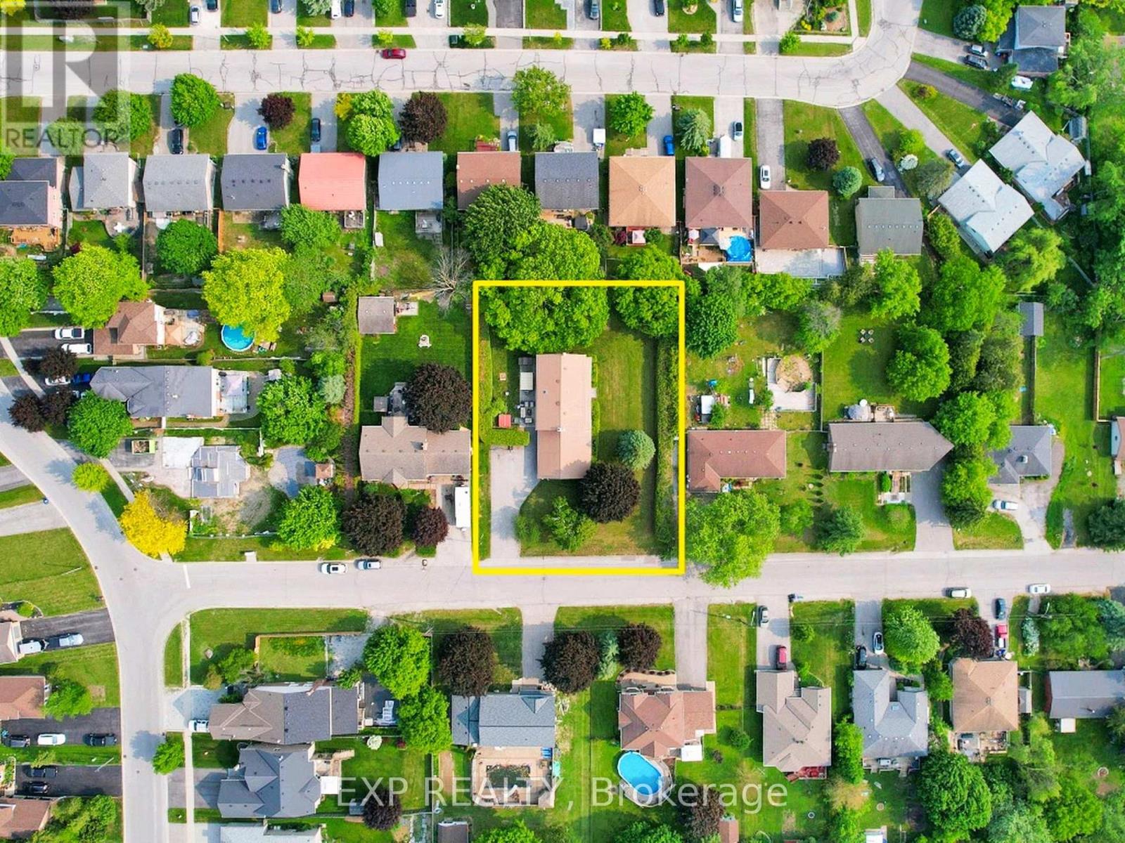 31 Henry Street, Georgina, Ontario  L4P 2L5 - Photo 47 - N12438670