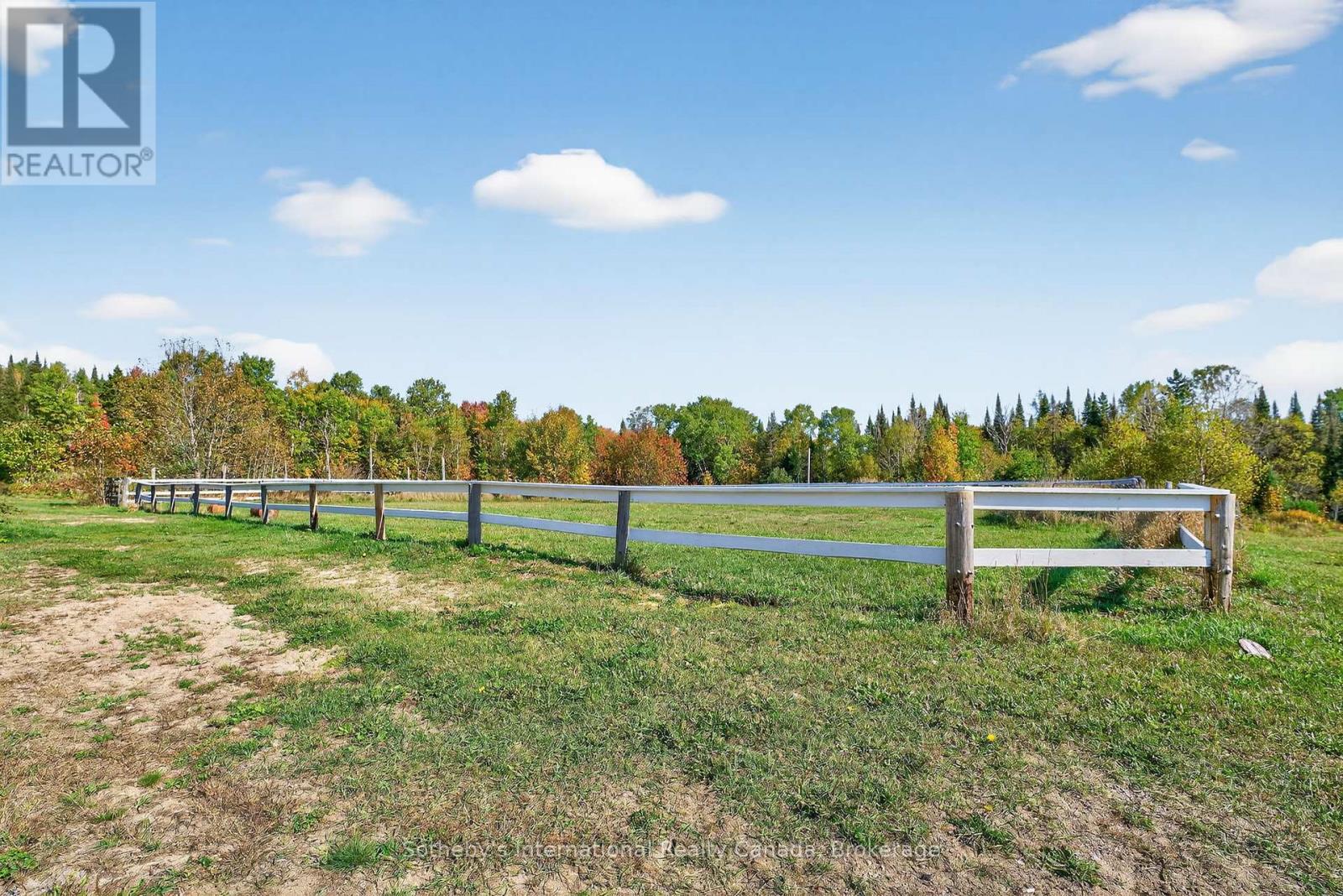 122 Mcfadden Line, Powassan, Ontario  P0H 2L0 - Photo 8 - X12438723