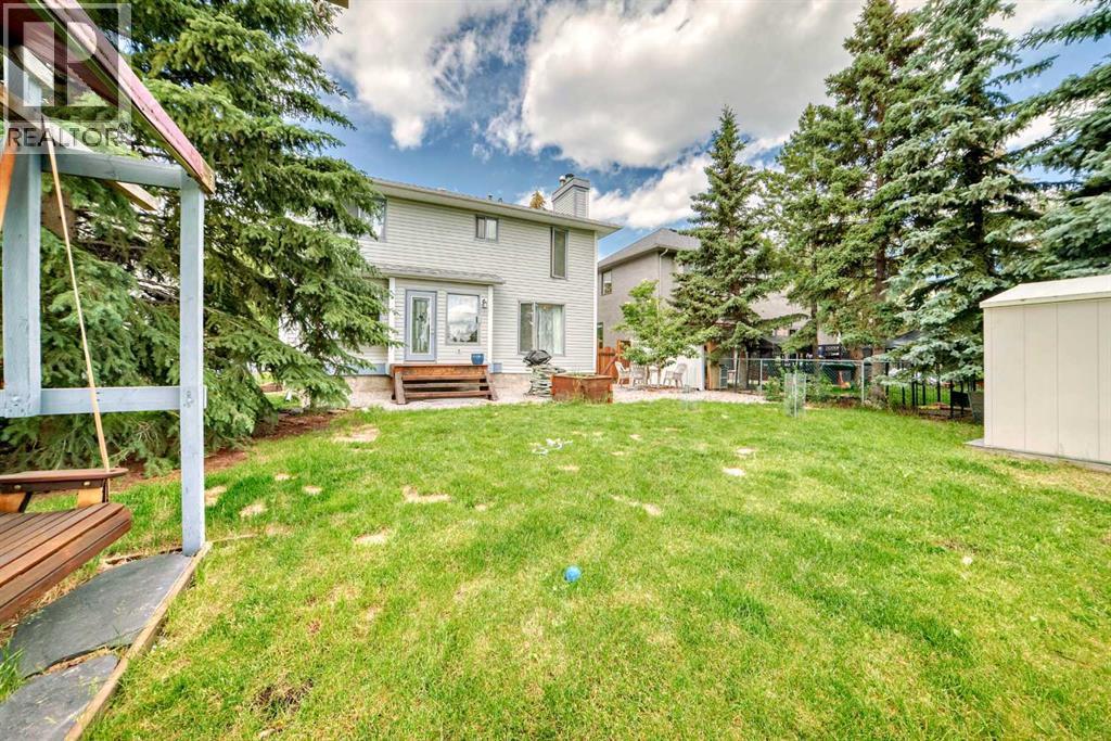13 Riverview Circle, Cochrane, Alberta  T4C 1K2 - Photo 5 - A2250772
