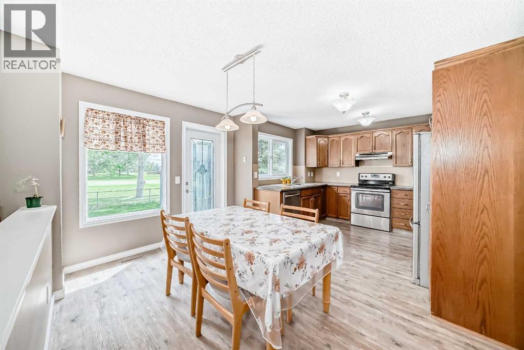 13 Riverview Circle, Cochrane, Alberta  T4C 1K2 - Photo 16 - A2250772