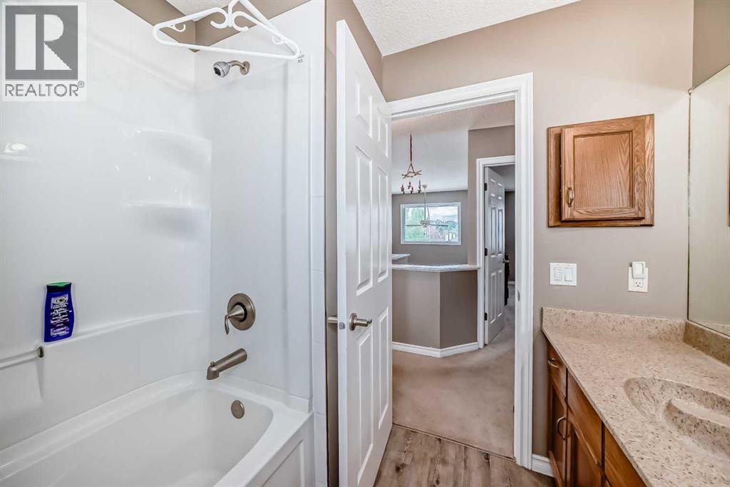 13 Riverview Circle, Cochrane, Alberta  T4C 1K2 - Photo 41 - A2250772