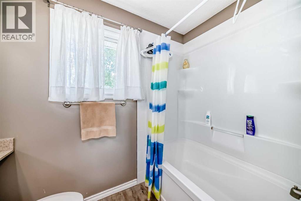 13 Riverview Circle, Cochrane, Alberta  T4C 1K2 - Photo 40 - A2250772