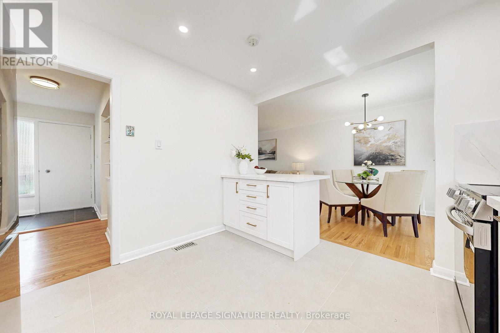 45 Caronport Crescent, Toronto, Ontario  M3A 1H2 - Photo 13 - C12437571