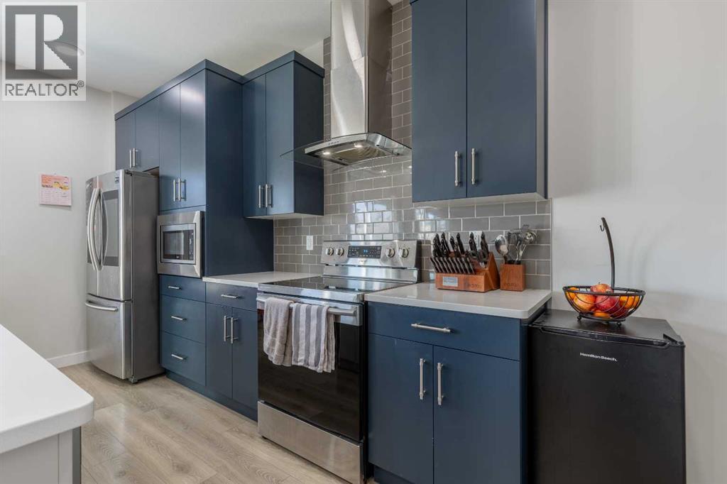 Property at 1366 Pacific Circle W image 5