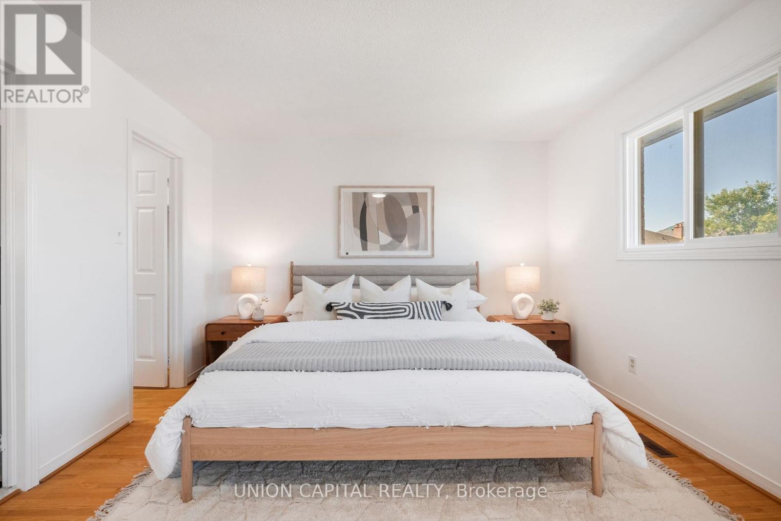 58 Horizon Court, Richmond Hill, Ontario  L4B 3E8 - Photo 21 - N12435540