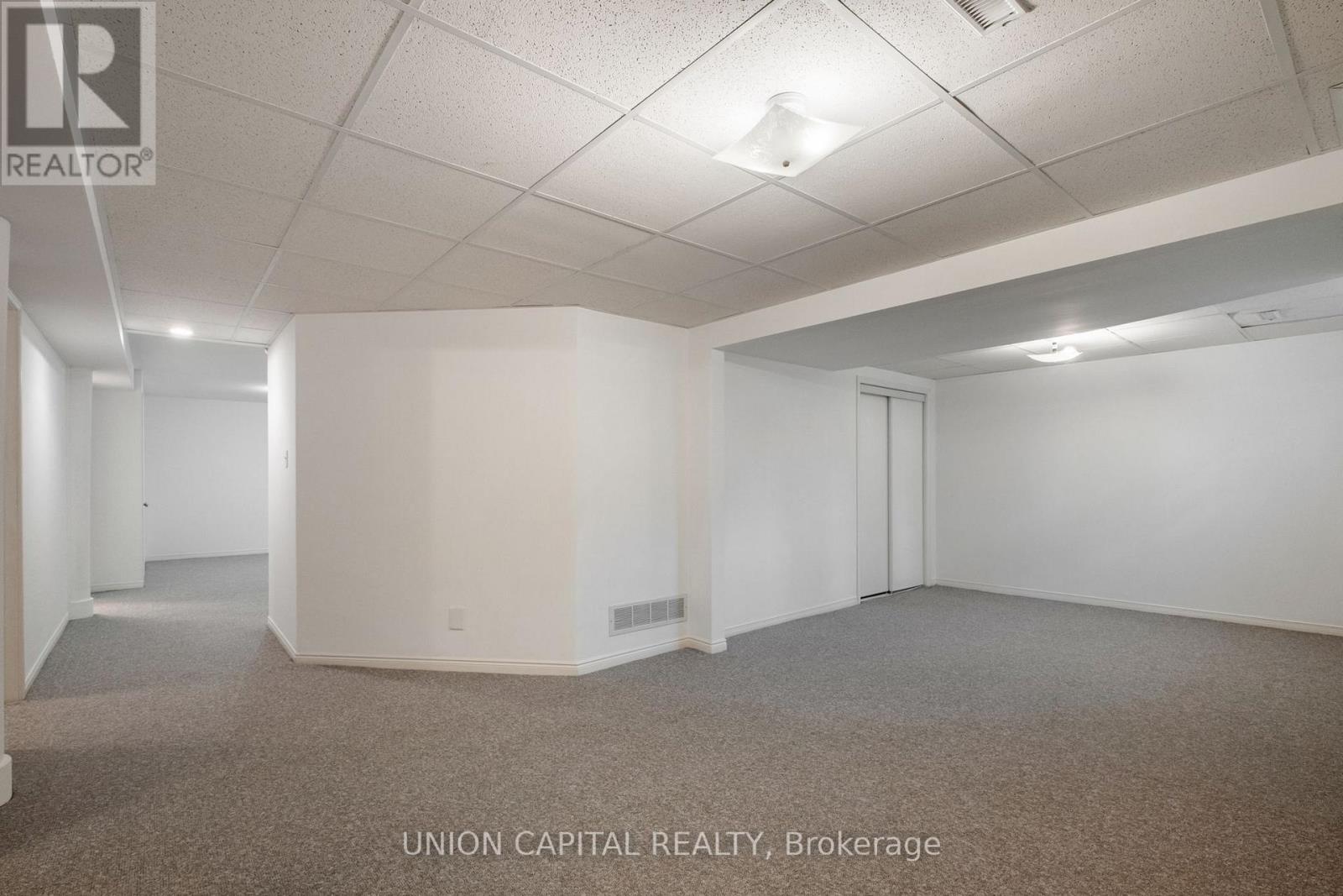 58 Horizon Court, Richmond Hill, Ontario  L4B 3E8 - Photo 36 - N12435540