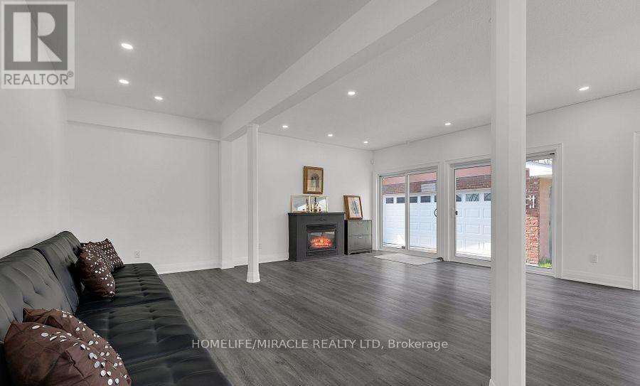 3035 Niagara Parkway, Fort Erie, Ontario  L2A 5M4 - Photo 14 - X12433427