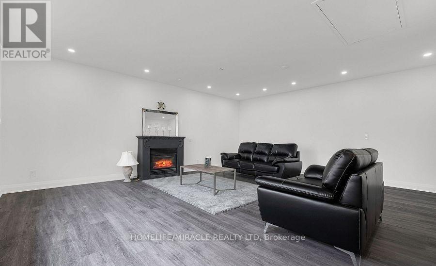 3035 Niagara Parkway, Fort Erie, Ontario  L2A 5M4 - Photo 24 - X12433427