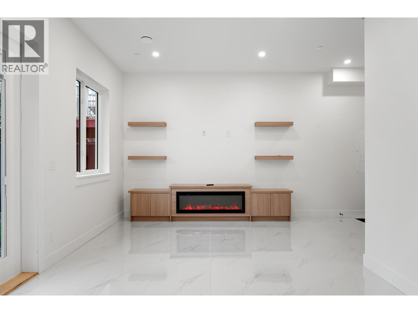 5873 Culloden Street, Vancouver, British Columbia  V5W 3S1 - Photo 4 - R3053445