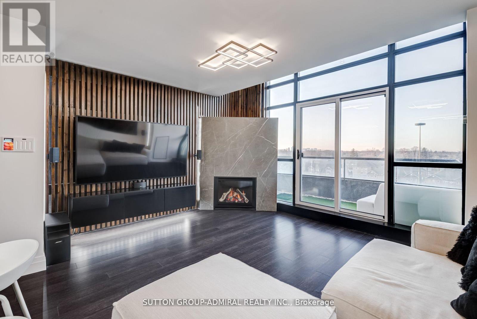 527 - 200 Manitoba Street, Toronto, Ontario  M8Y 3Y9 - Photo 5 - W12438631
