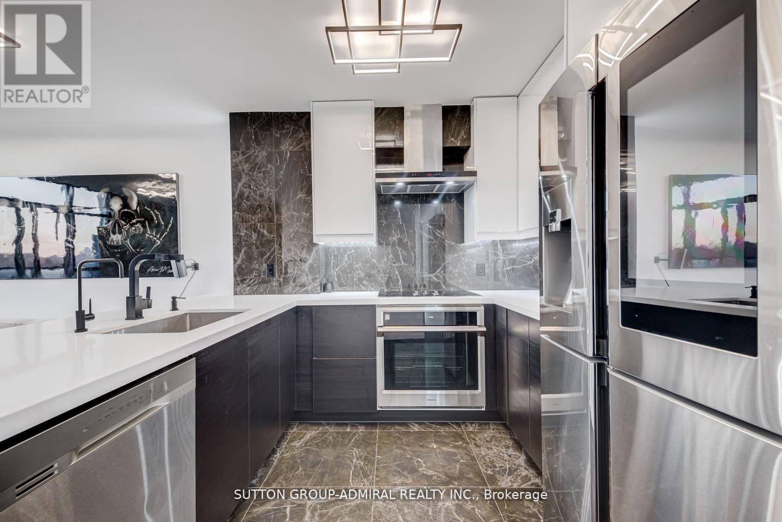 527 - 200 Manitoba Street, Toronto, Ontario  M8Y 3Y9 - Photo 7 - W12438631