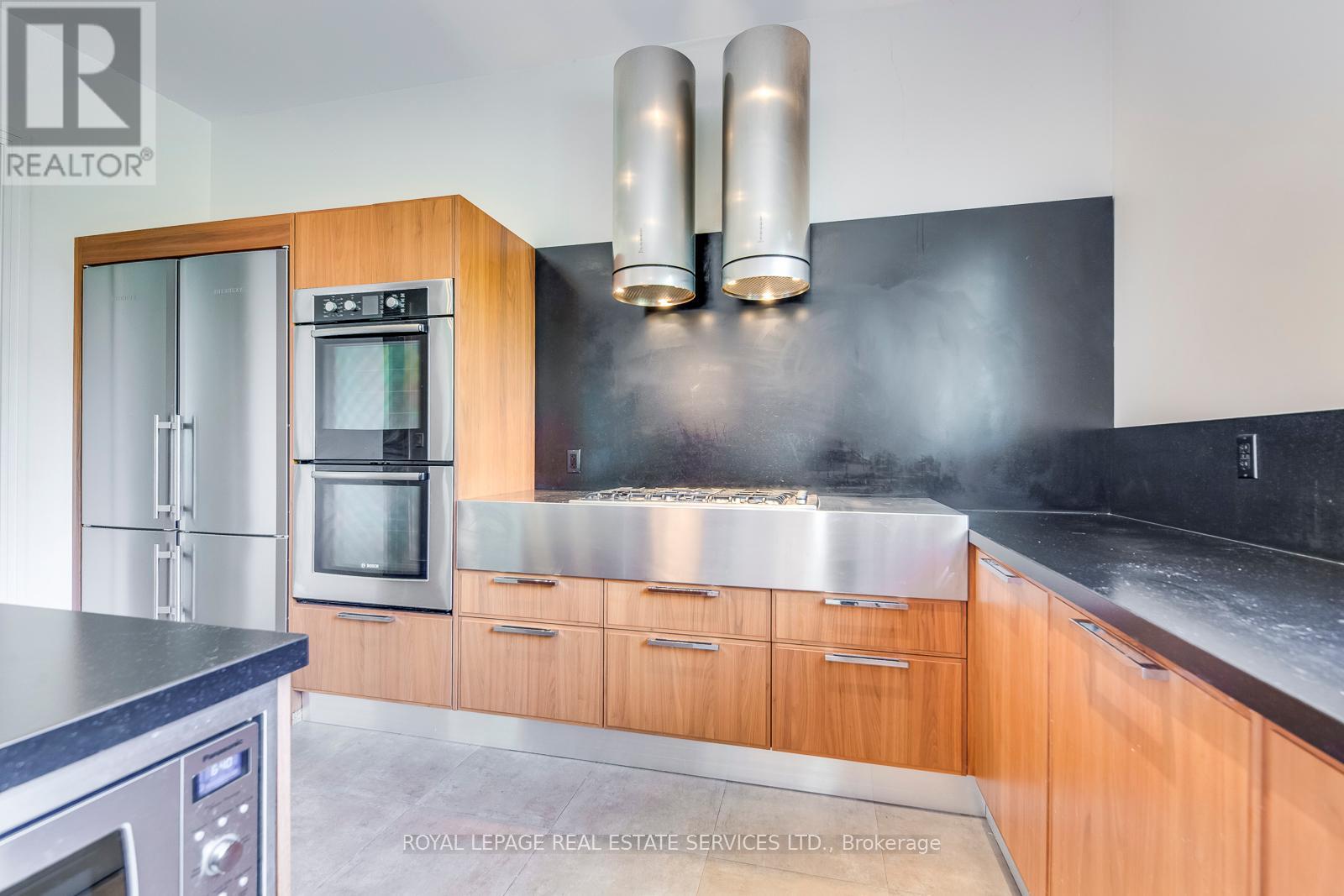 367 Stanfield Drive, Oakville, Ontario  L6L 3P7 - Photo 15 - W12438632
