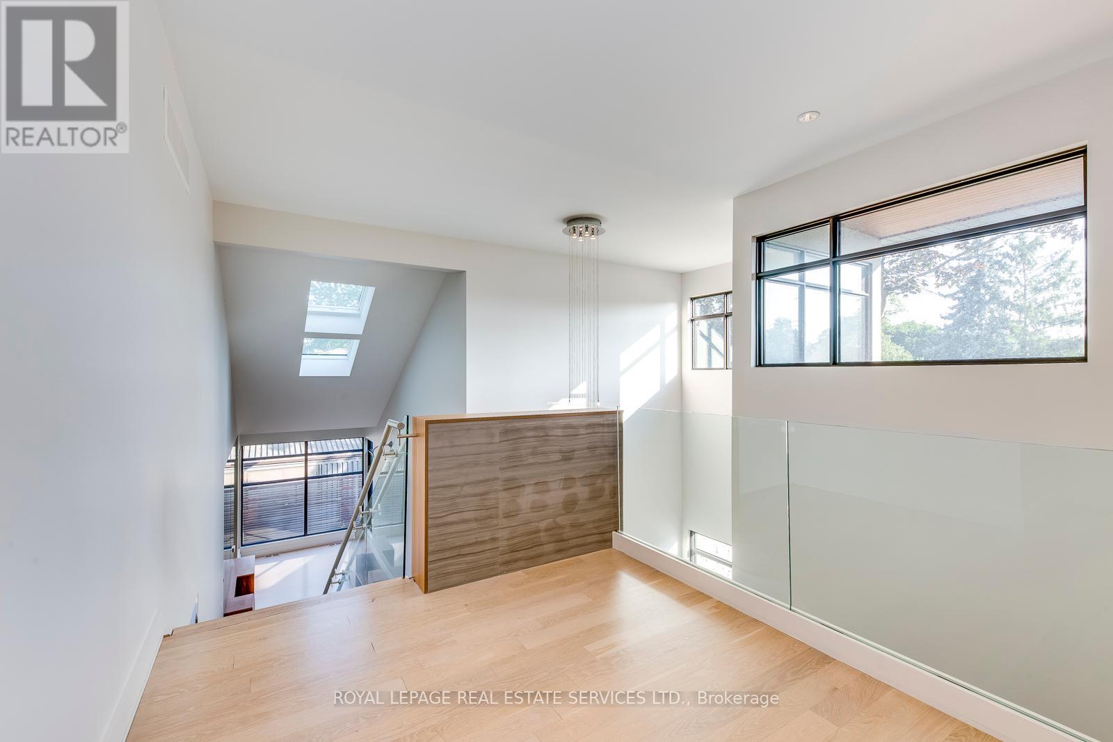 367 Stanfield Drive, Oakville, Ontario  L6L 3P7 - Photo 30 - W12438632