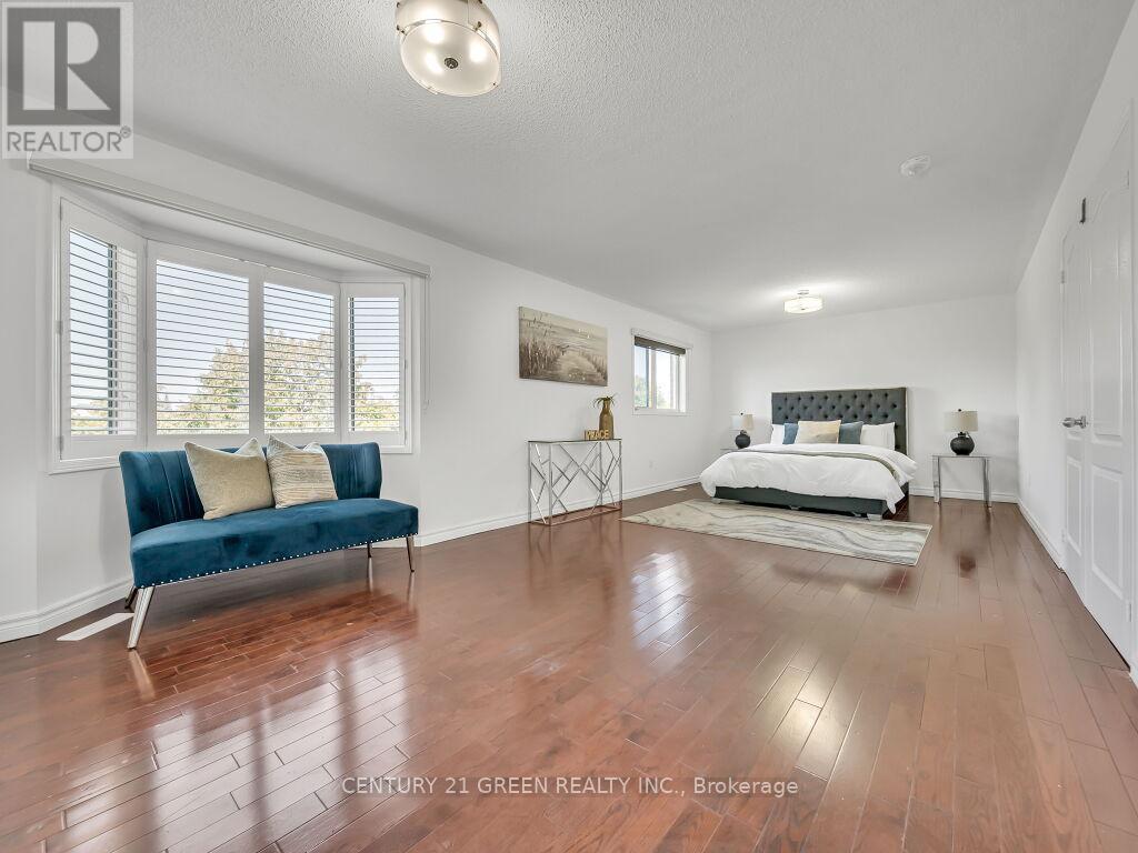 51 Jack Rabbit Crescent, Brampton, Ontario  L6R 2E4 - Photo 24 - W12438643