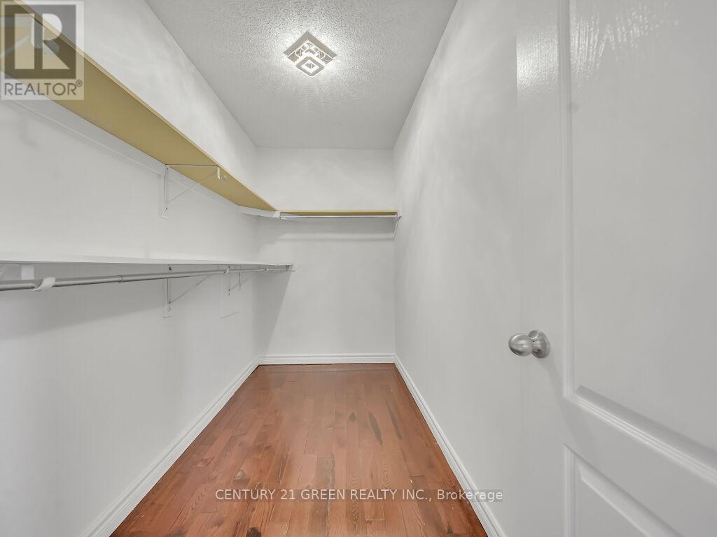 51 Jack Rabbit Crescent, Brampton, Ontario  L6R 2E4 - Photo 26 - W12438643
