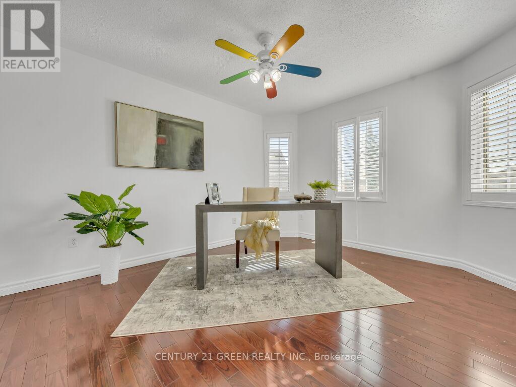 51 Jack Rabbit Crescent, Brampton, Ontario  L6R 2E4 - Photo 30 - W12438643