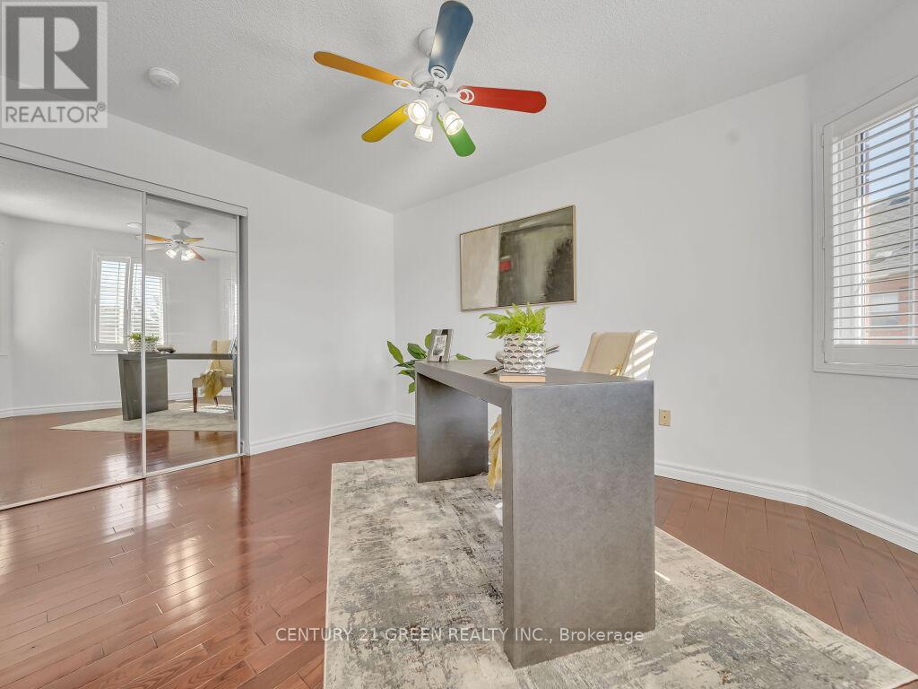 51 Jack Rabbit Crescent, Brampton, Ontario  L6R 2E4 - Photo 31 - W12438643