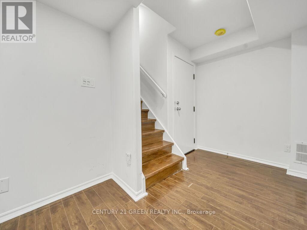 51 Jack Rabbit Crescent, Brampton, Ontario  L6R 2E4 - Photo 34 - W12438643