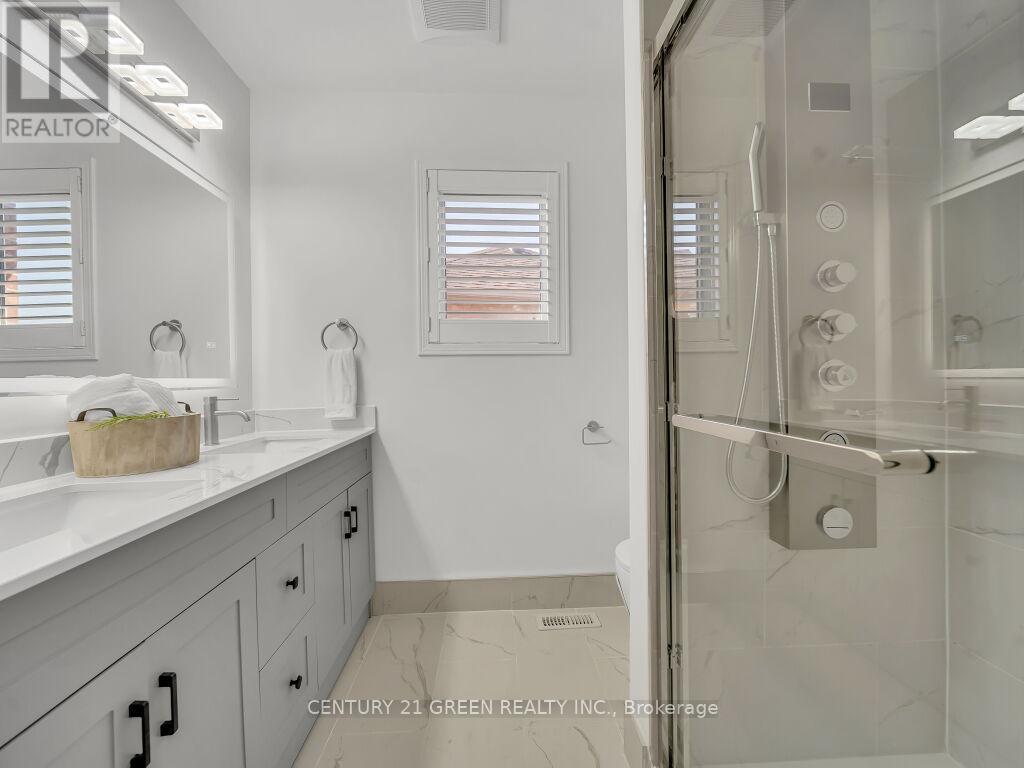 51 Jack Rabbit Crescent, Brampton, Ontario  L6R 2E4 - Photo 35 - W12438643