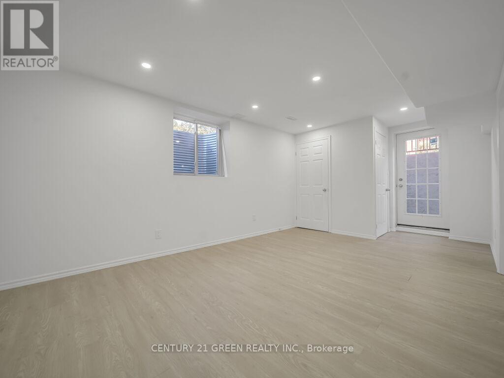 51 Jack Rabbit Crescent, Brampton, Ontario  L6R 2E4 - Photo 39 - W12438643