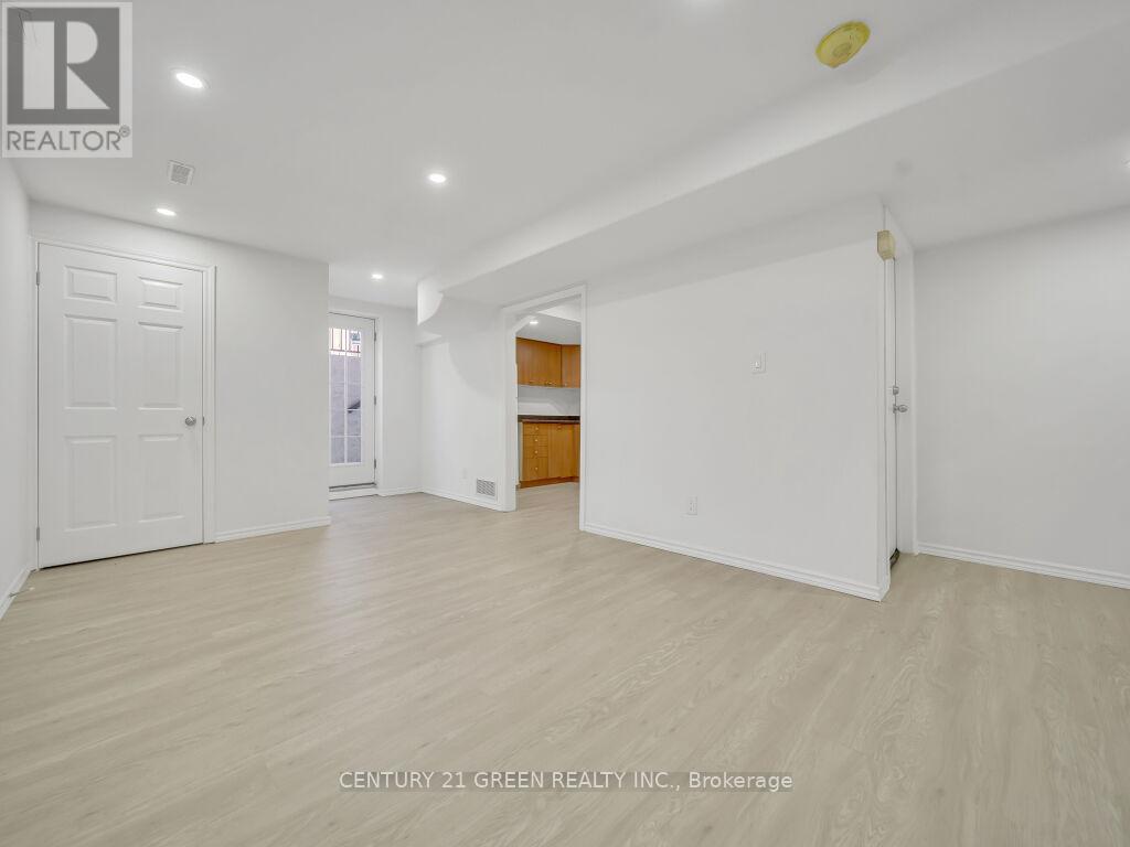 51 Jack Rabbit Crescent, Brampton, Ontario  L6R 2E4 - Photo 40 - W12438643
