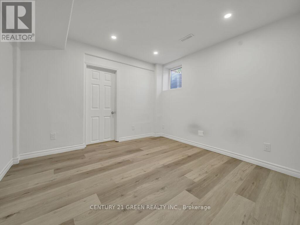 51 Jack Rabbit Crescent, Brampton, Ontario  L6R 2E4 - Photo 42 - W12438643