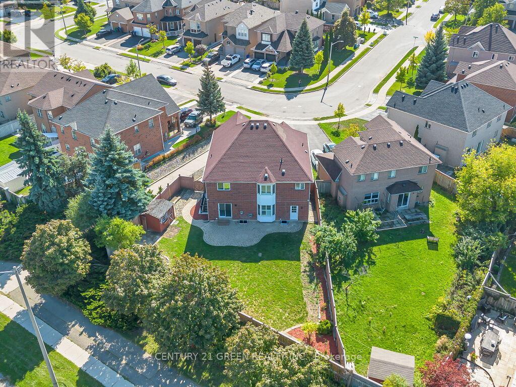 51 Jack Rabbit Crescent, Brampton, Ontario  L6R 2E4 - Photo 47 - W12438643