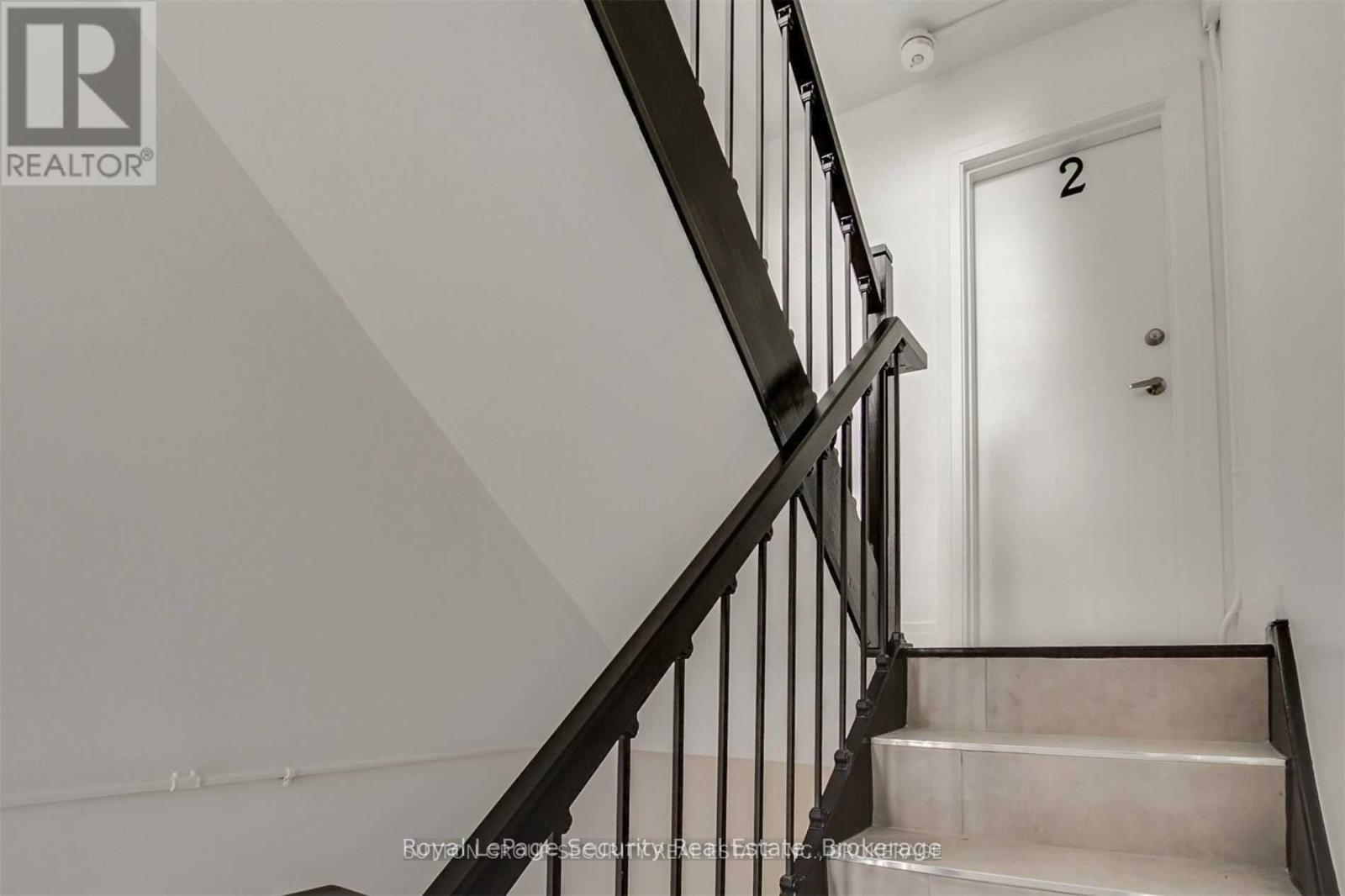 148 Portland Street, Toronto, Ontario  M8Y 1B2 - Photo 16 - W12438649