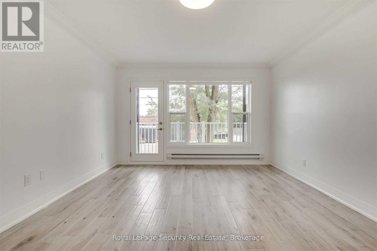 148 Portland Street, Toronto, Ontario  M8Y 1B2 - Photo 23 - W12438649