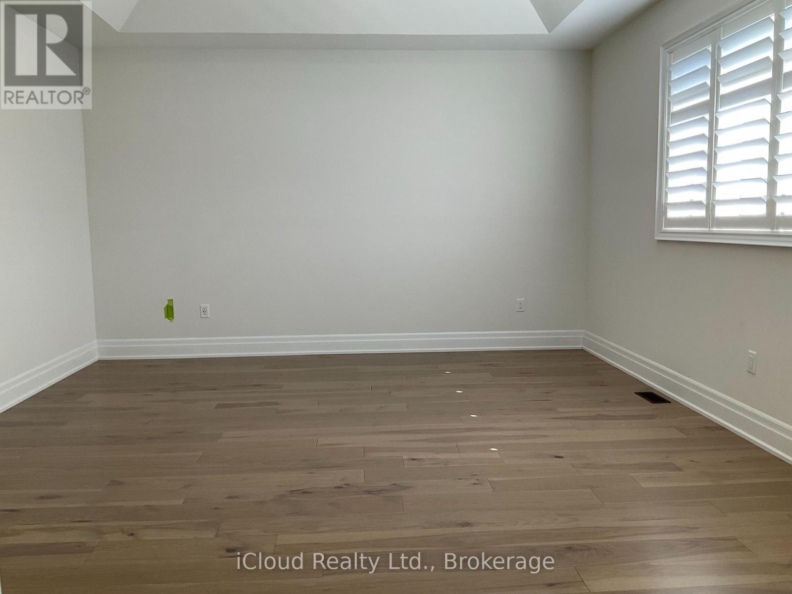 5 Lippa Drive, Caledon, Ontario  L7C 4M5 - Photo 8 - W12438657