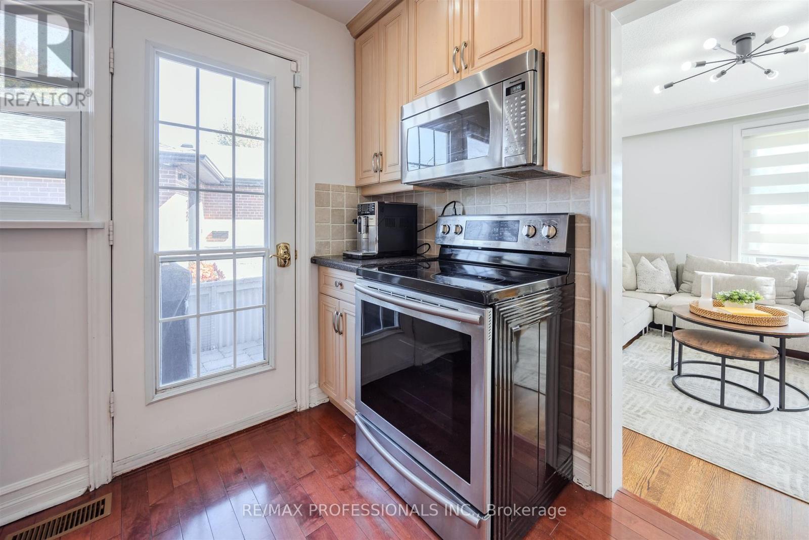 16 Monet Avenue, Toronto, Ontario  M9C 3N7 - Photo 11 - W12438681