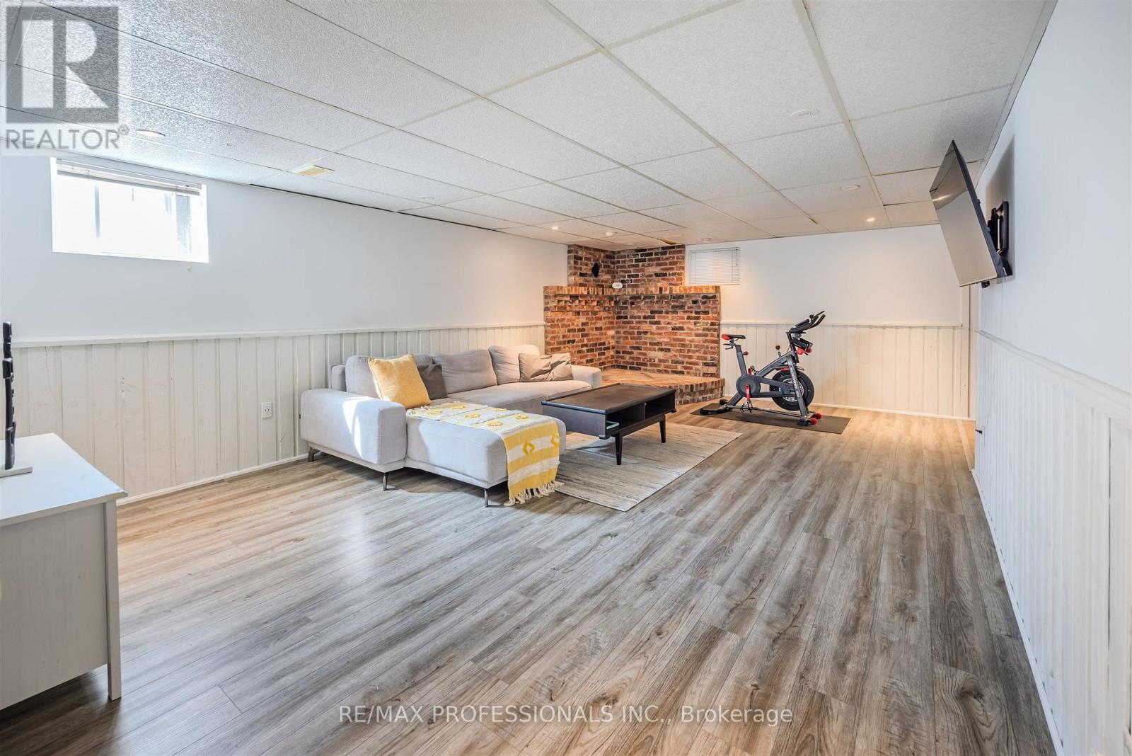 16 Monet Avenue, Toronto, Ontario  M9C 3N7 - Photo 28 - W12438681