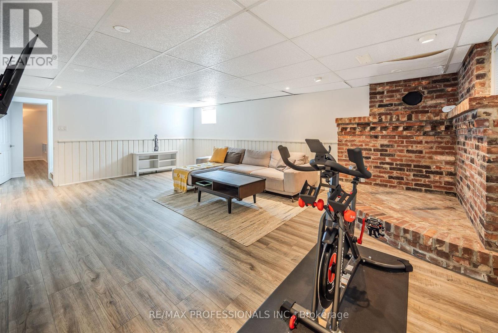 16 Monet Avenue, Toronto, Ontario  M9C 3N7 - Photo 29 - W12438681